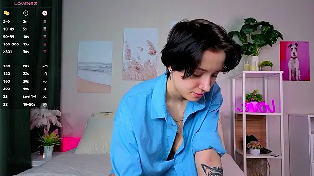 ElvaHilby online show from 03.04.26