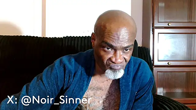 Snapshot of sinnernoir chatting on 06.09.26 sinnernoir online show from 06.09.26