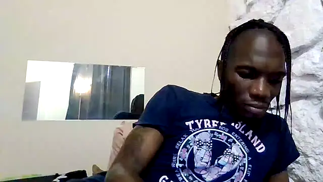 Snapshot of Shawtyblaque21 chatting on 08.05.26 Shawtyblaque21 online show from 08.05.26