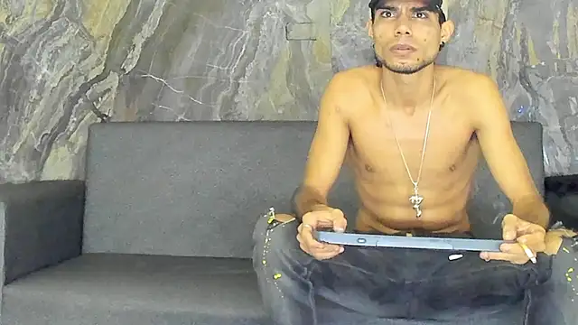 Snapshot of Duodreamhot chatting on 01.06.25 Duodreamhot online show from 01.06.25
