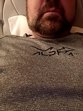 Snapshot of scardigo chatting on 11.17.25 scardigo online show from 11.17.25