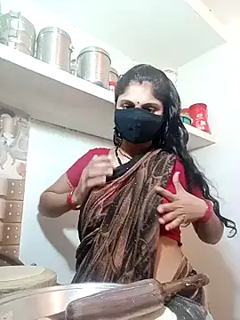 Snapshot of Cute-Aadhvita chatting on 01.28.25 Cute-Aadhvita online show from 01.28.25