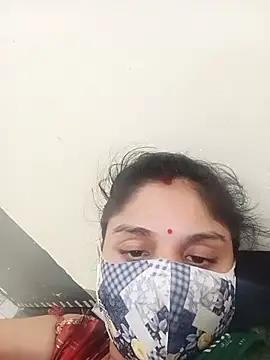 Snapshot of Cute-Aadhvita chatting on 09.25.25 Cute-Aadhvita online show from 09.25.25