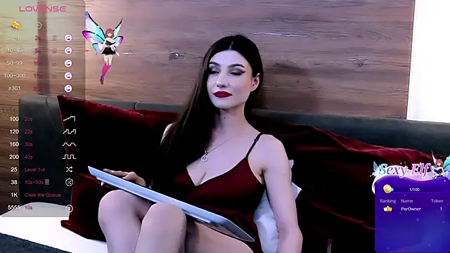 Snapshot of NoraJoice chatting on 03.05.25 NoraJoice online show from 03.05.25