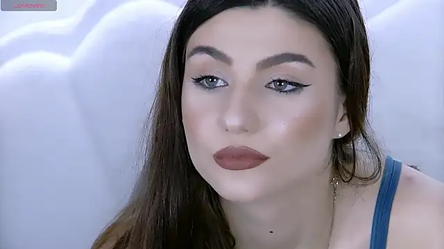 Snapshot of NoraJoice chatting on 10.10.25 NoraJoice online show from 10.10.25