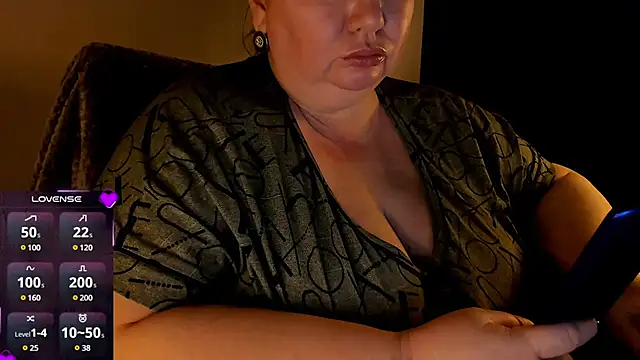 Snapshot of SexxyDreams1 chatting on 01.31.25 SexxyDreams1 online show from 01.31.25