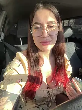 Snapshot of VikiDemi chatting on 02.23.25 VikiDemi online show from 02.23.25