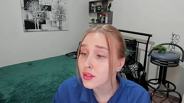 LinaTruly online show from 03.04.25