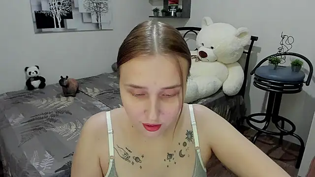 LinaTruly online show from 03.17.25