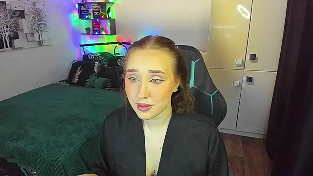 LinaTruly online show from 02.07.26