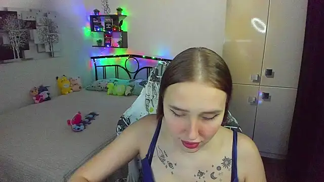 LinaTruly online show from 04.28.26
