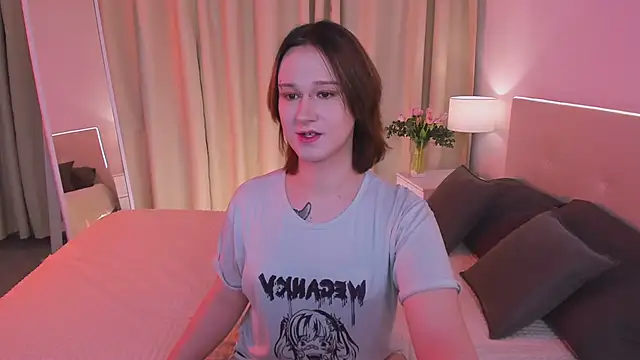 Snapshot of Nicole_Cidman chatting on 01.28.25 Nicole Cidman online show from 01.28.25