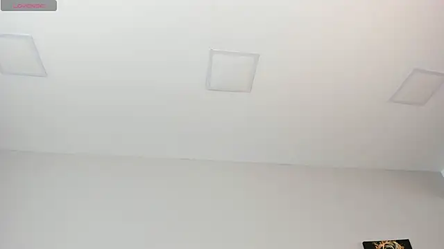 Snapshot of Robin_Rief chatting on 11.15.25 Robin Rief online show from 11.15.25