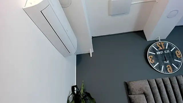 Snapshot of Robin_Rief chatting on 12.05.25 Robin Rief online show from 12.05.25