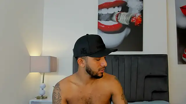 Snapshot of Robin_Rief chatting on 03.02.26 Robin Rief online show from 03.02.26