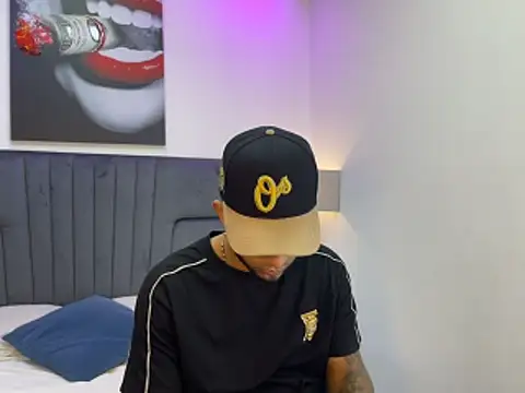 Snapshot of Robin_Rief chatting on 03.07.26 Robin Rief online show from 03.07.26