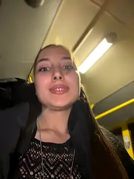 Snapshot of VelvetVixenI chatting on 11.29.25 VelvetVixenI online show from 11.29.25