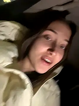 Snapshot of VelvetVixenI chatting on 11.30.25 VelvetVixenI online show from 11.30.25