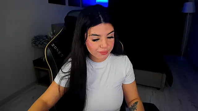 AlluringAriel online show from 11.24.25