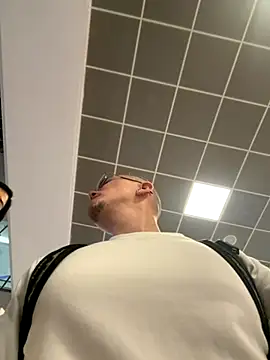 adam-rivera online show from 11.09.25