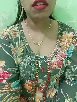 Snapshot of Haniya-143 chatting on 07.17.26 Haniya-143 online show from 07.17.26