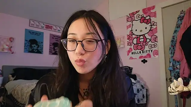 tokyobaby online show from 01.31.25