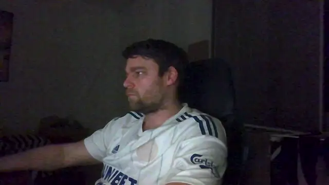 Snapshot of The_big_viking_ chatting on 02.11.26 The big viking online show from 02.11.26