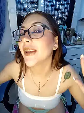 Snapshot of Luna_SofiaXX chatting on 01.17.25 Luna SofiaXX online show from 01.17.25