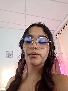 Ariana Pierce online show from 06.12.26