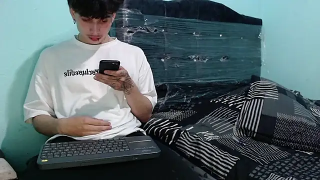 pervertsteens3 online show from 10.02.25