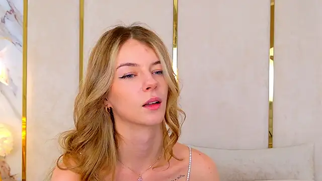 MeganMour online show from 02.24.25