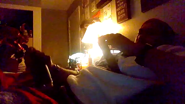 Snapshot of Creationmonster0 chatting on 01.12.26 Creationmonster0 online show from 01.12.26