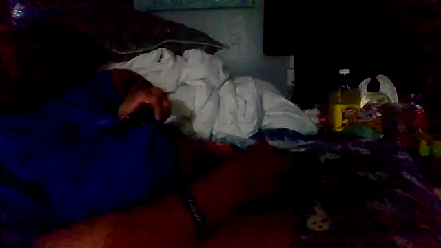 Snapshot of Creationmonster0 chatting on 04.01.26 Creationmonster0 online show from 04.01.26