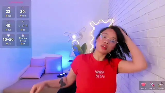 penelope tay1 online show from 10.25.25