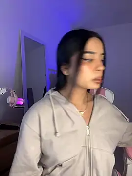 Emily-14 online show from 09.16.25