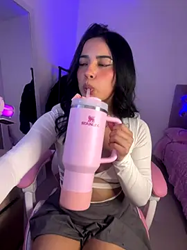 Emily-14 online show from 09.18.25