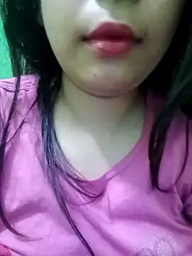 Snapshot of Fuck_Girl_Nuri chatting on 12.15.24 Fuck Girl Nuri online show from 12.15.24