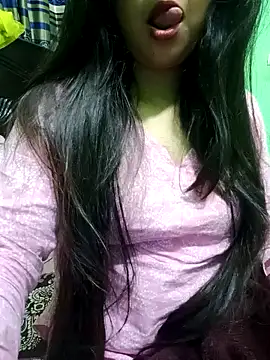 Snapshot of Fuck_Girl_Nuri chatting on 01.02.25 Fuck Girl Nuri online show from 01.02.25