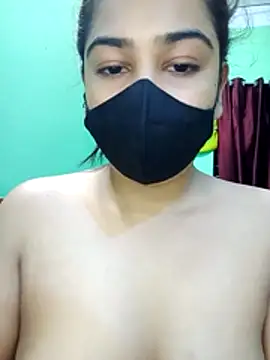 Snapshot of Fuck_Girl_Nuri chatting on 10.27.25 Fuck Girl Nuri online show from 10.27.25