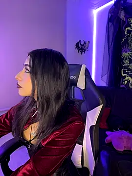 vampy dolll online show from 10.30.25