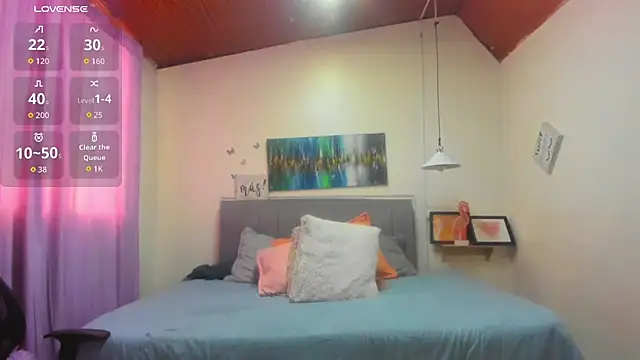  lara1 online show from 10.23.25