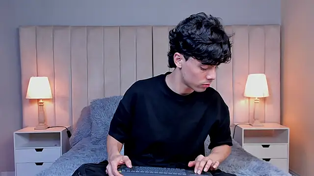 Dammon Stallion online show from 02.07.25