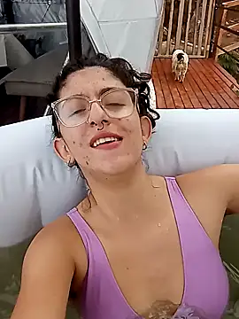 Snapshot of LoveElectra chatting on 01.07.25 LoveElectra online show from 01.07.25