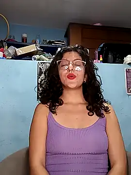 Snapshot of LoveElectra chatting on 01.09.25 LoveElectra online show from 01.09.25