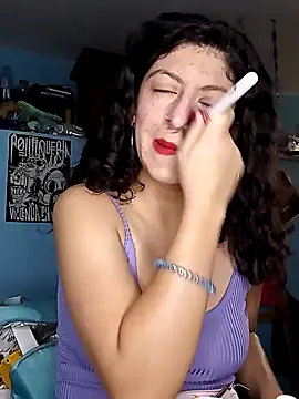 Snapshot of LoveElectra chatting on 01.21.25 LoveElectra online show from 01.21.25