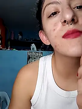 Snapshot of LoveElectra chatting on 02.07.25 LoveElectra online show from 02.07.25