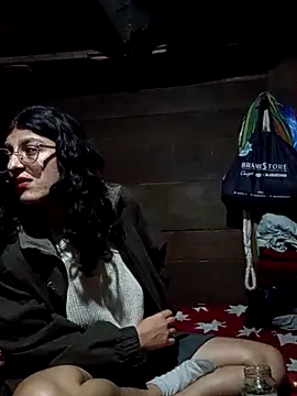 Snapshot of LoveElectra chatting on 09.21.25 LoveElectra online show from 09.21.25