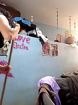 Snapshot of LoveElectra chatting on 10.14.25 LoveElectra online show from 10.14.25