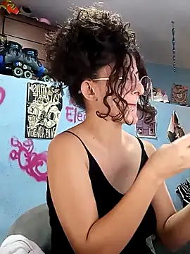 Snapshot of LoveElectra chatting on 12.16.25 LoveElectra online show from 12.16.25