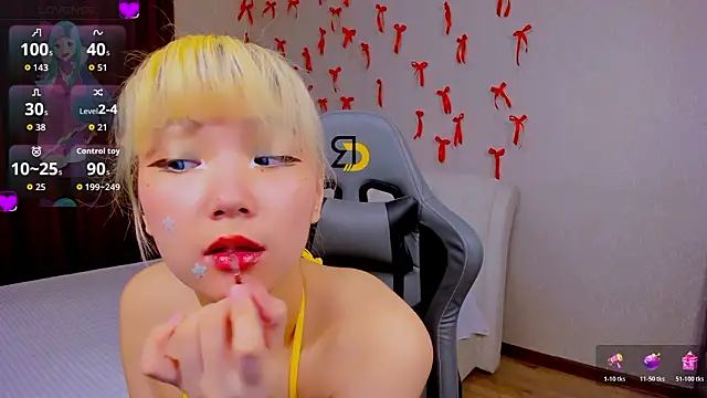 Milla Aheo online show from 02.05.26